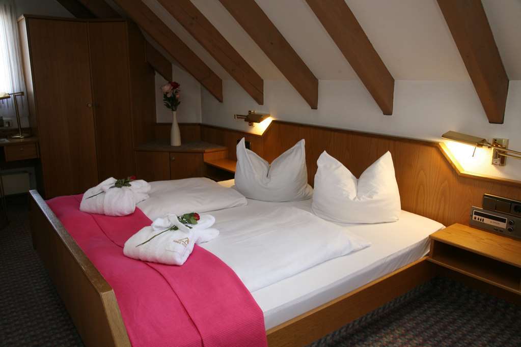 Hotel Mohren Ochsenhausen Quarto foto